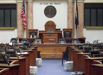 Kentucky_House_of_Representatives_chamber.jpg