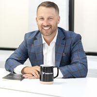 Kevin Bradley Headshot
