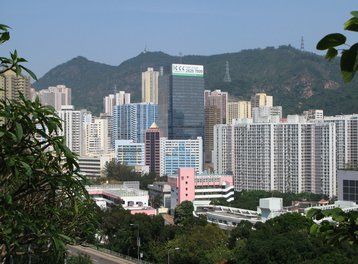 Kwai_Chung_Skyline_201004.jpg