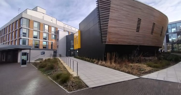 Computer Science Building Lancaster Lancaster University launches carbon net-zero data center project - DCD