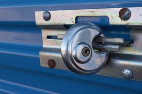 Nirvanix tells customers it will put a lock on its storage cloud by end of September