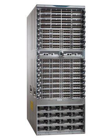 Cisco MDS 9718 side view