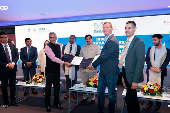 Madhya-Pradesh-signs-MoU-with-Submer