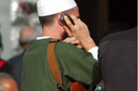 Middle-East-mobile-phone.jpg