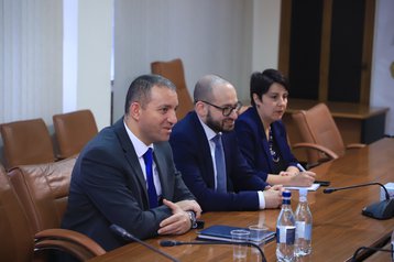 Ministry of the Economy of the Republic of Armenia -- Rostelecom talks.jpg