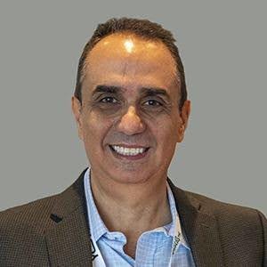 Moises Levy Headshot