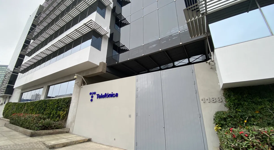Movistar-supera-un-millon-de-clientes-en-Peru-que-eligen-fibra-optica-3