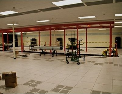 Technicians setting up Mozilla's first wholesale data center suite at Vantage Data Centers' campus in Santa Clara, California.