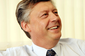 Myron_Hrycyk_CIO_-Severn_Trent_PLC.gif