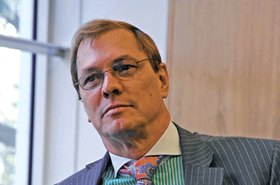 NEIL-RASMUSSEN_APC.gif