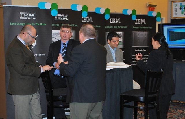 New-York-2010-IBM-Stand.JPG