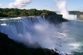 Niagra-Falls-resized.jpg