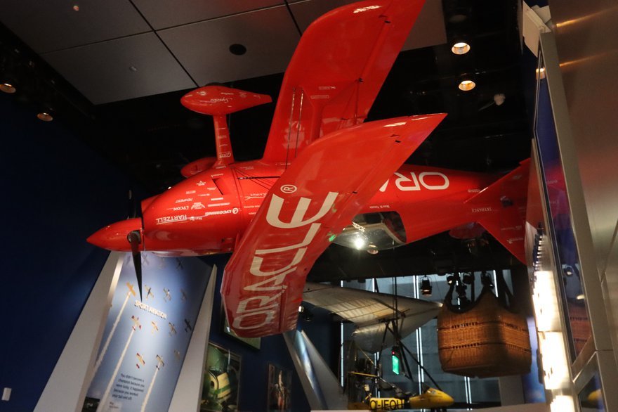 Oracle_plane.width-880