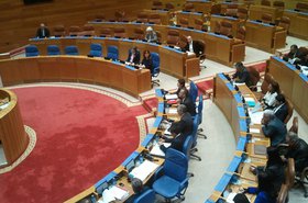 Parlamento_galicia-Praza_Publica.jpg