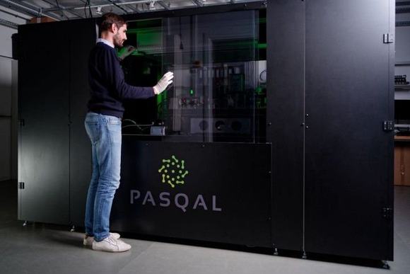 Pasqal_quantum_computer.width-880