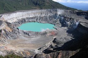 Poas_crater.jpg