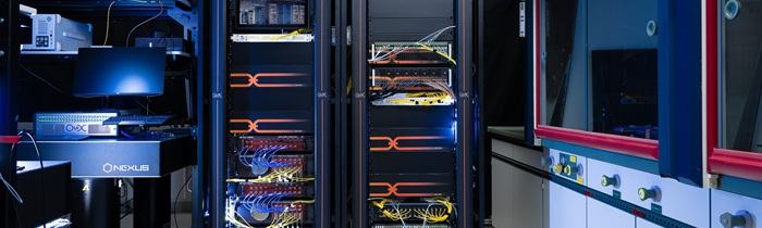 QuiX Carina platform in a data center
