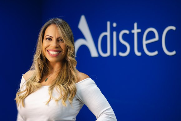 Renata Neves.jpg