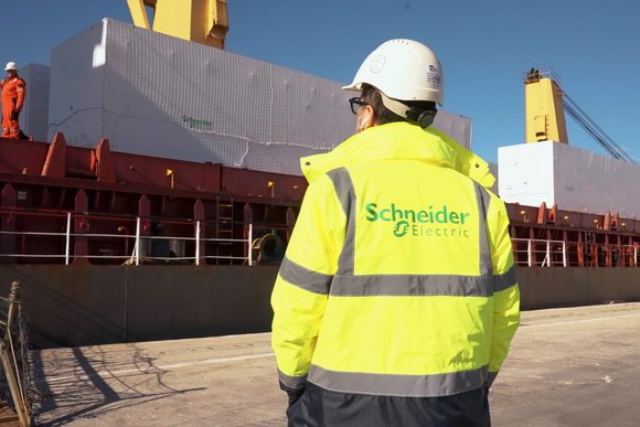 Schneider y Digital Realty se unen para acelerar interconexión global desde Grecia