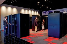 Schneider-tech-center-St.-Louis-demo-room.jpg