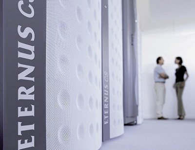 ServerRoom_ETERNUS_CS_hi.jpg