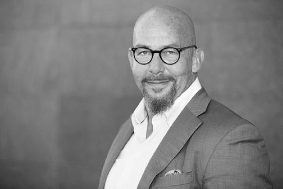 Stefan Jofors-aTribe bnw.jpg