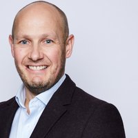 Stuart Miller headshot