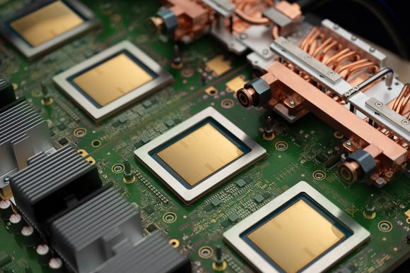 Google TPU 8i