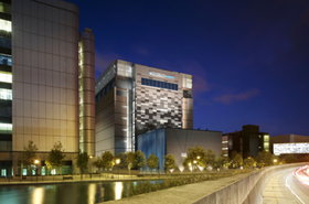 Telehouse-Nocturnal-image-of-Telehouse-West-17.png