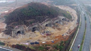 Tencent bomb shelter data center