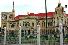 Thailand's Government House. Image courtesy of the Creative Commons