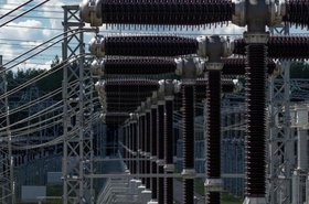 ThinkstockPhotos-834770484substation.jpg