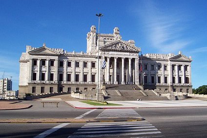 Uruguay-Palacio_Legislativo.JPG