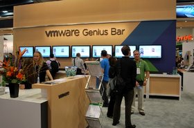 VMwareGeniusBarVMworld2010sized.JPG