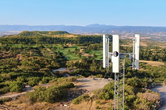 Dish WIRE_26002_WirelessTower_OutdoorShoot_Hero_001.jpg