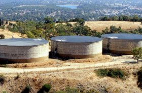Water-storage-tanks-by-Peripitus-Wikimedia.jpg
