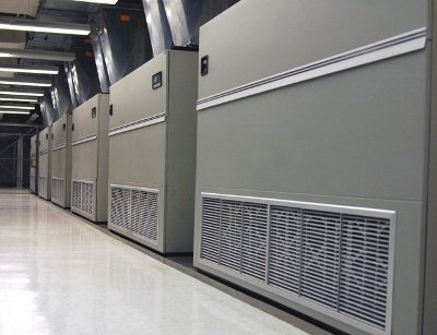Air conditioning units at WaveformÔÇÖs Troy, Michigan, data center