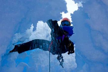 antartica cliff