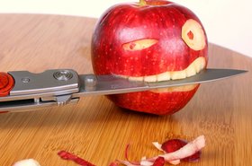 apple bites knife