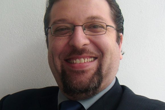 arturo bravo.jpg
