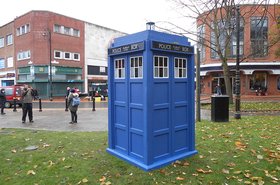 Another Blue Box (Wikimedia/Rept0n1x)