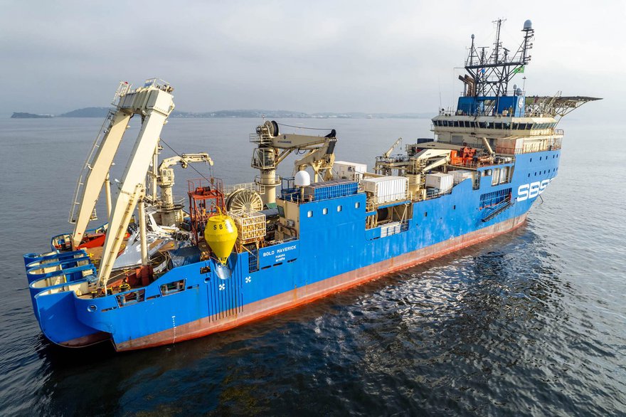 bold maverick cable ship -- blue marine telecom.jpg