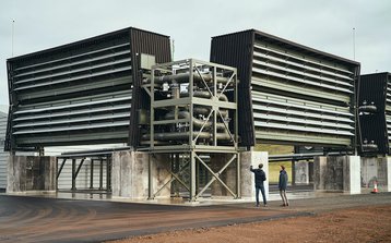 climeworks orca iceland carbon capture plant 2.jpg