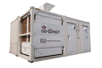 co-IZmo/I data center container from Internet Initiative Japan