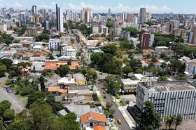 curitiba-2778942_1920.jpg