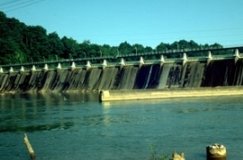 dam1.jpg