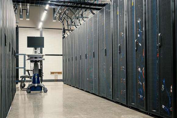 data center solaria
