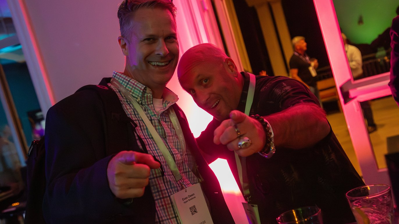 day01_icebreaker_networking_party_12 (2)-min