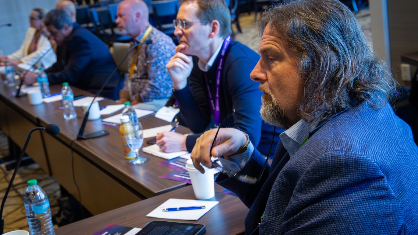 day02_leadership_summit_02-min