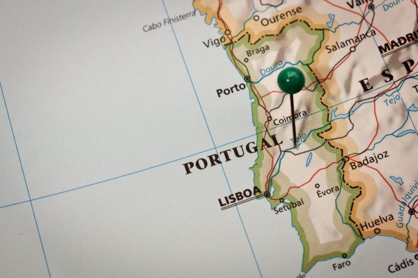 depositphotos_7842316-stock-photo-portugal-map.jpg